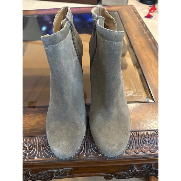 Women’s Lucky Brand Yimina Tan Suede Wedge Bootie.  Size 9 - Picture 3 of 5